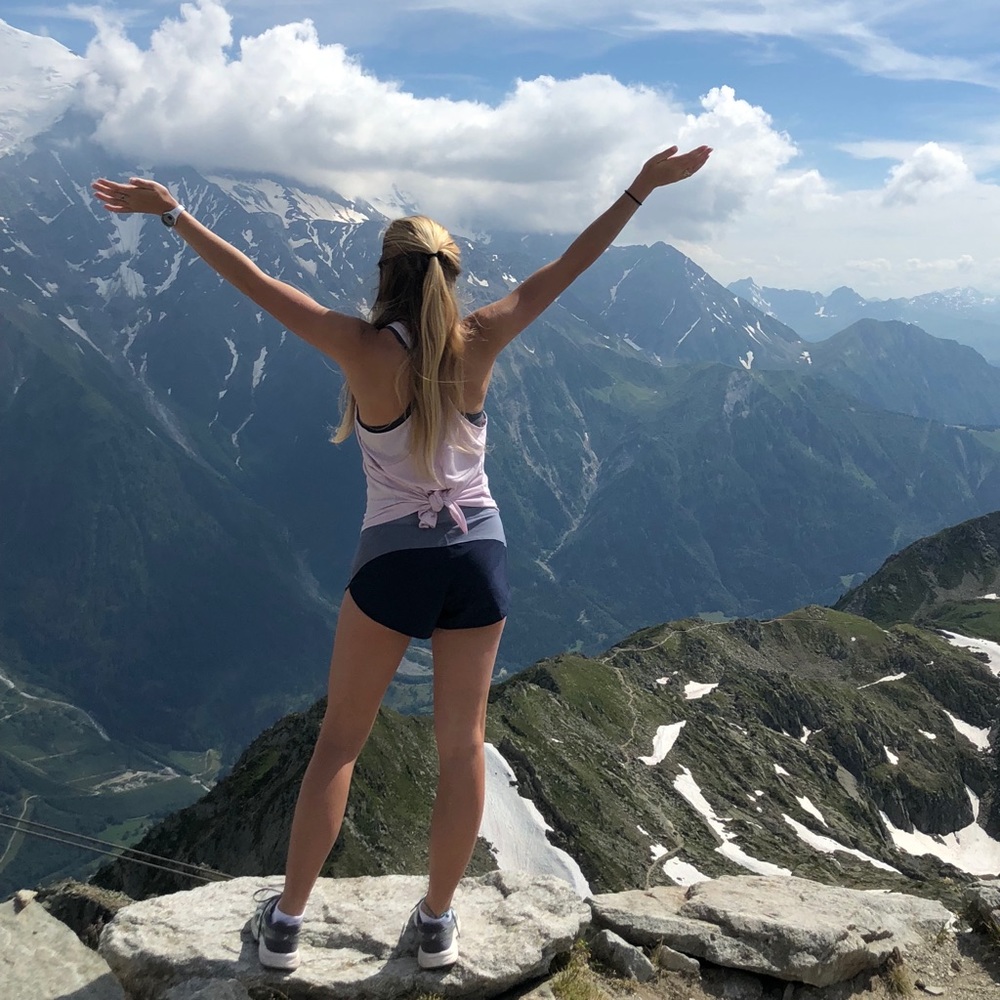 Meet your Posher, Emily